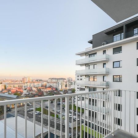 Km Flats Apartment Орадеа Екстериор снимка