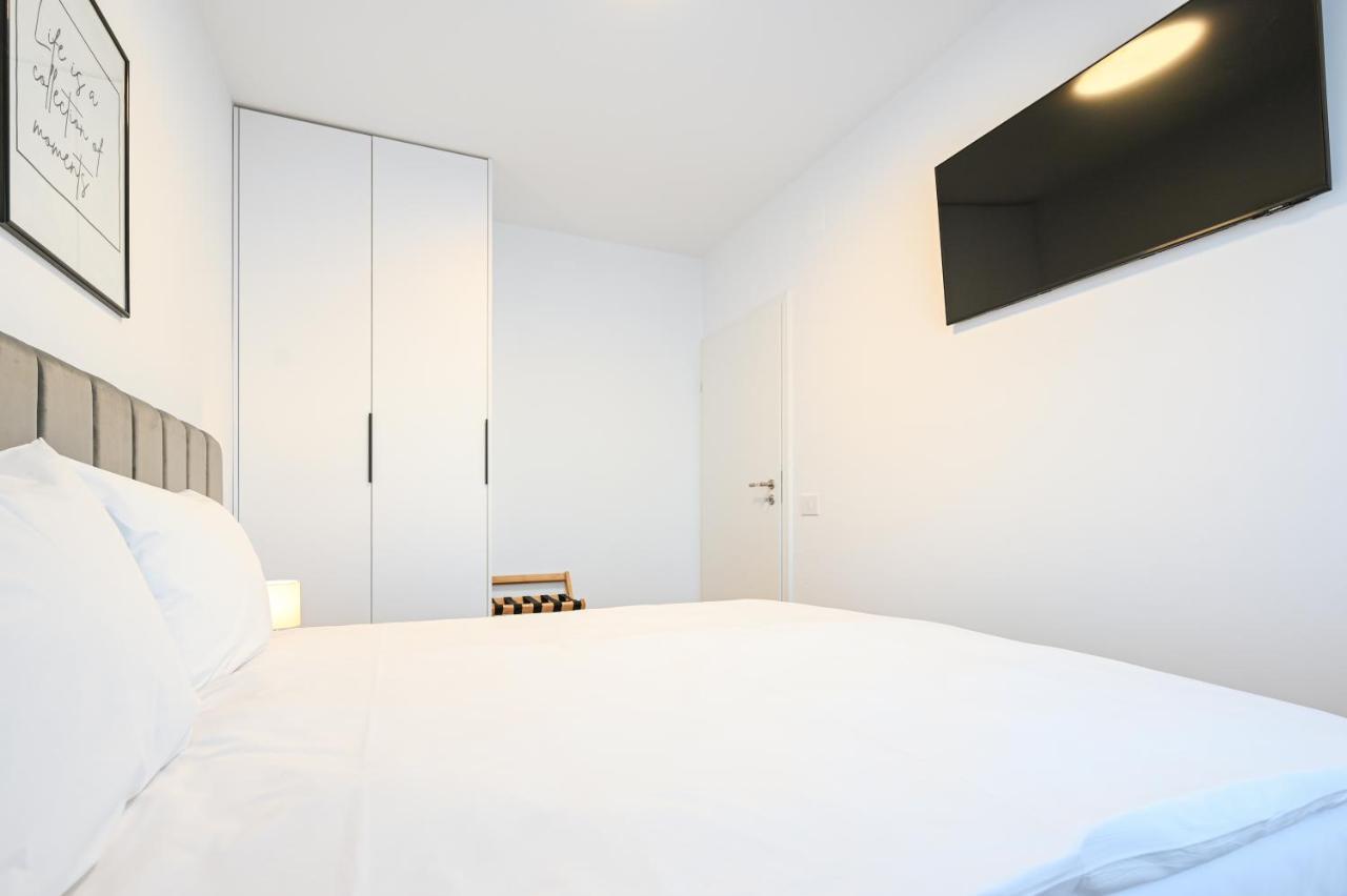 Km Flats Apartment Орадеа Екстериор снимка